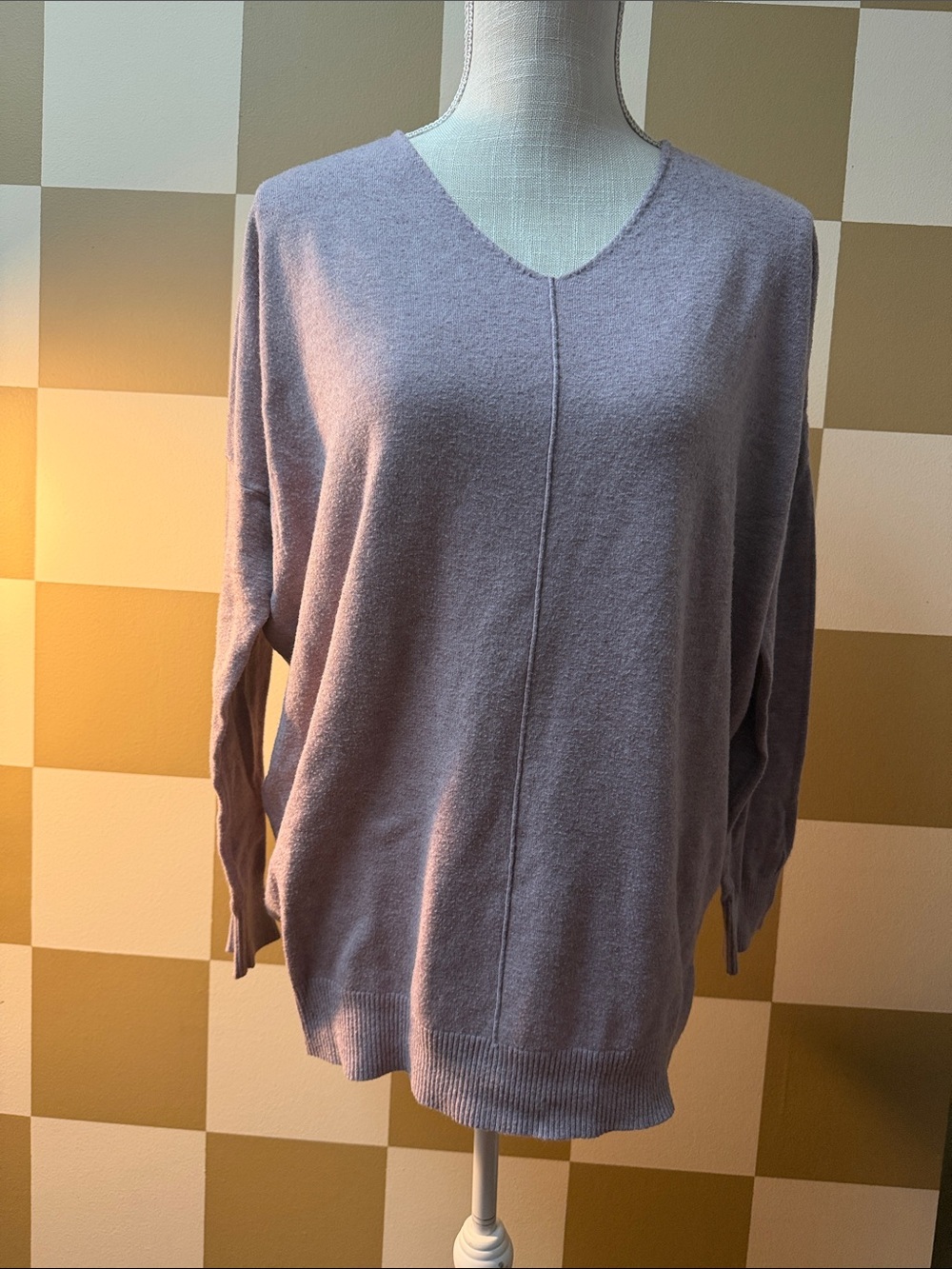 Relaxed V-Neck Sweater in Soft Lavender
